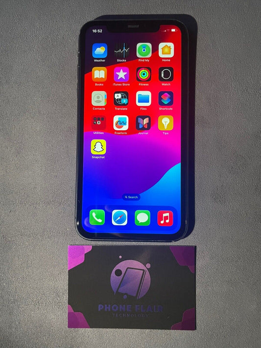 iPhone 11 - Black - 64gb - Unlocked
