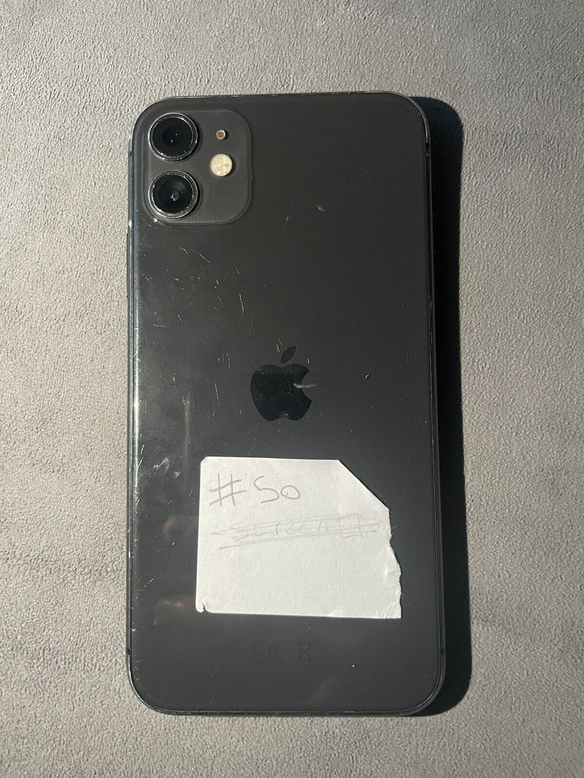 iPhone 11 - Black - 64gb - Unlocked