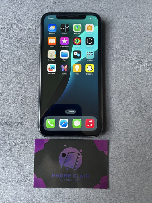 iPhone 11 - Black - 64gb - Unlocked