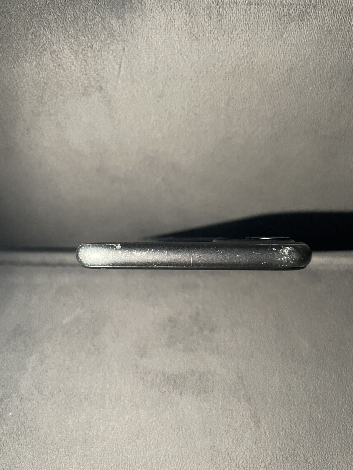 iPhone 11 - Black - 64gb - Unlocked