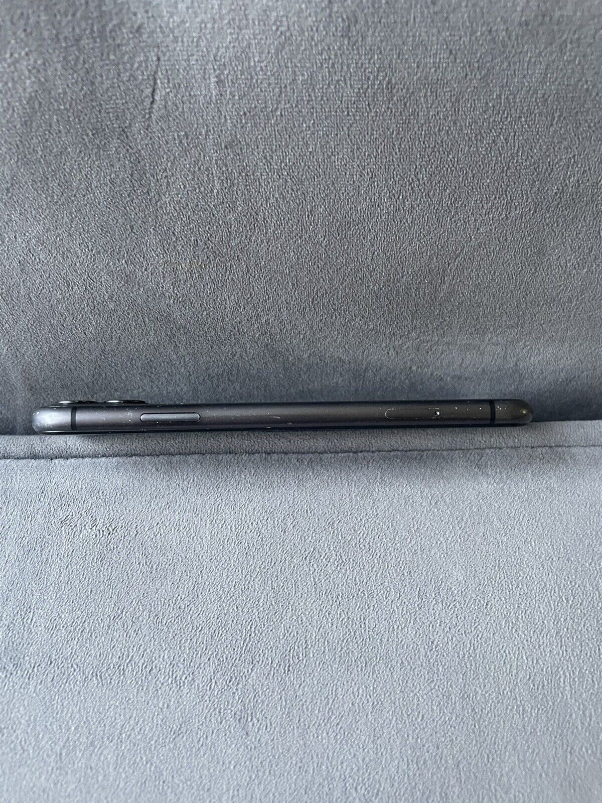 iPhone 11 - Black - 64gb - Unlocked
