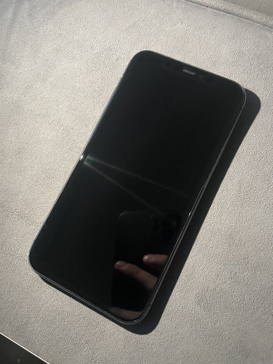 iPhone 11 - Black - 64gb - Unlocked