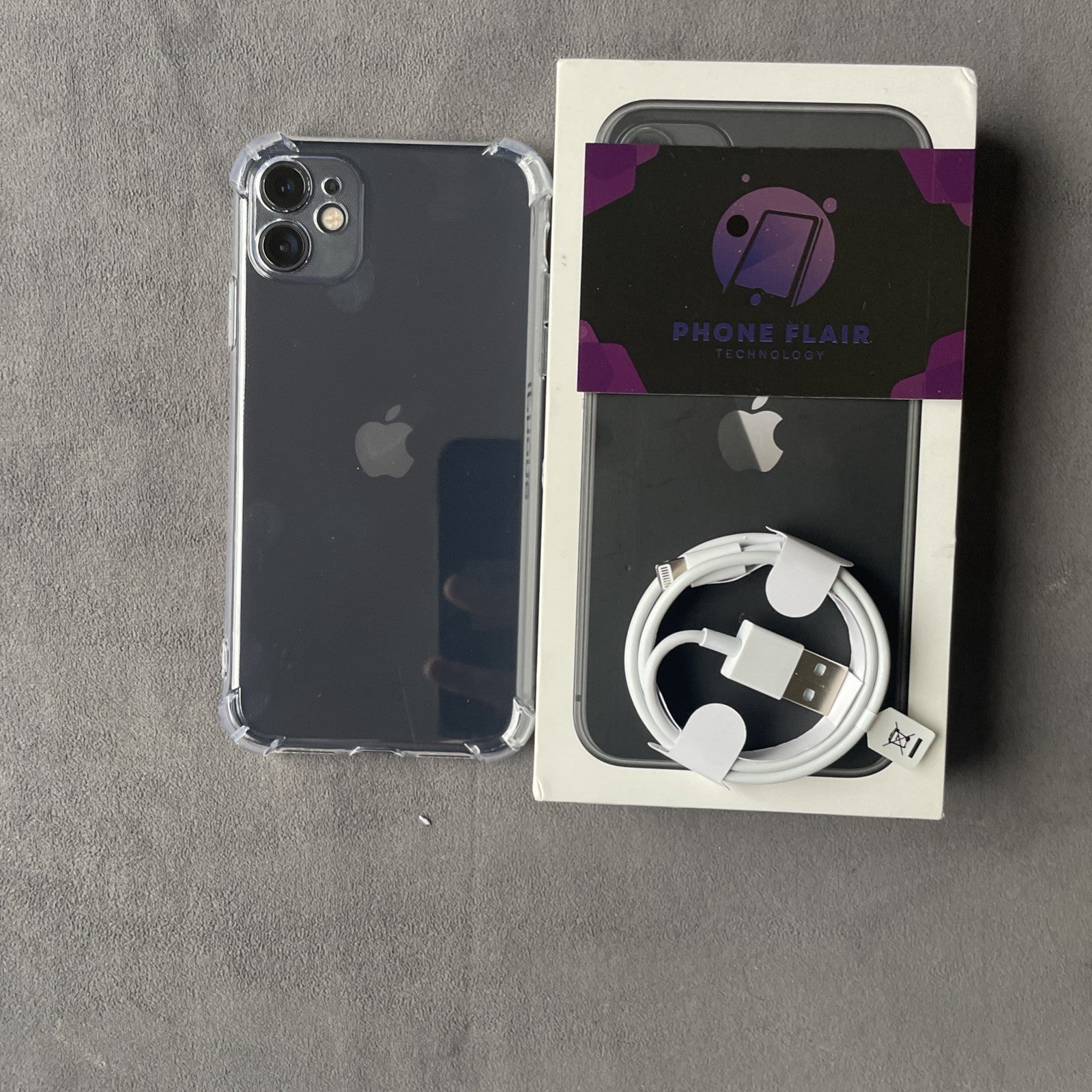 iPhone 11 - 64gb - Black - Unlocked
