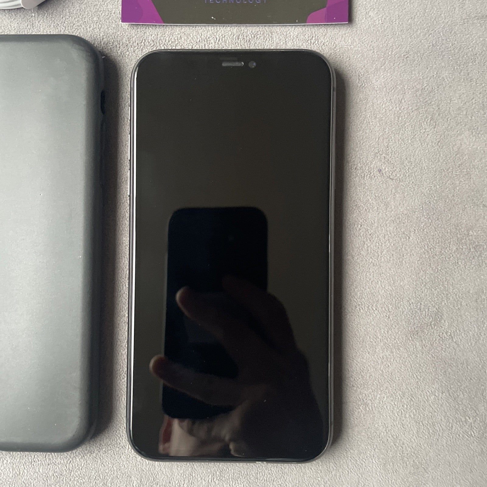 iPhone 11 - 64gb - Black - Unlocked