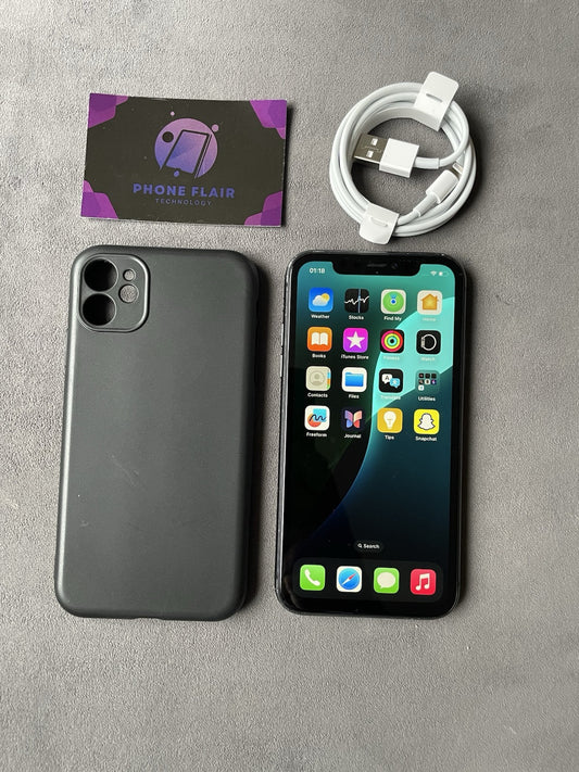 iPhone 11 - 64gb - Black - Unlocked