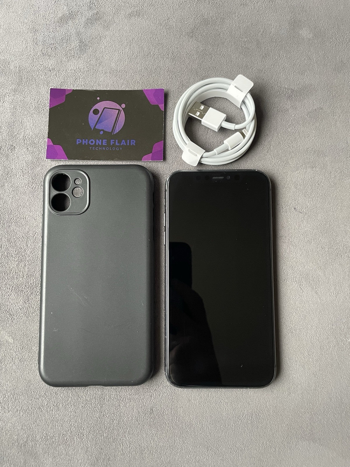 iPhone 11 - 64gb - Black - Unlocked