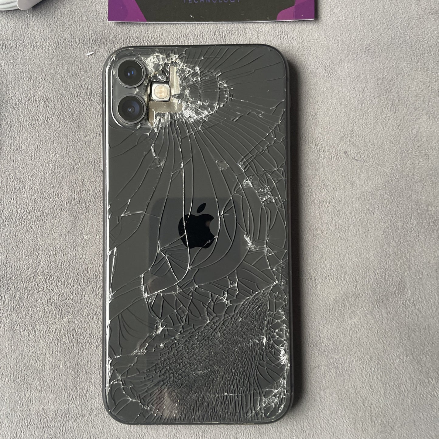 iPhone 11 - 64gb - Black - Unlocked