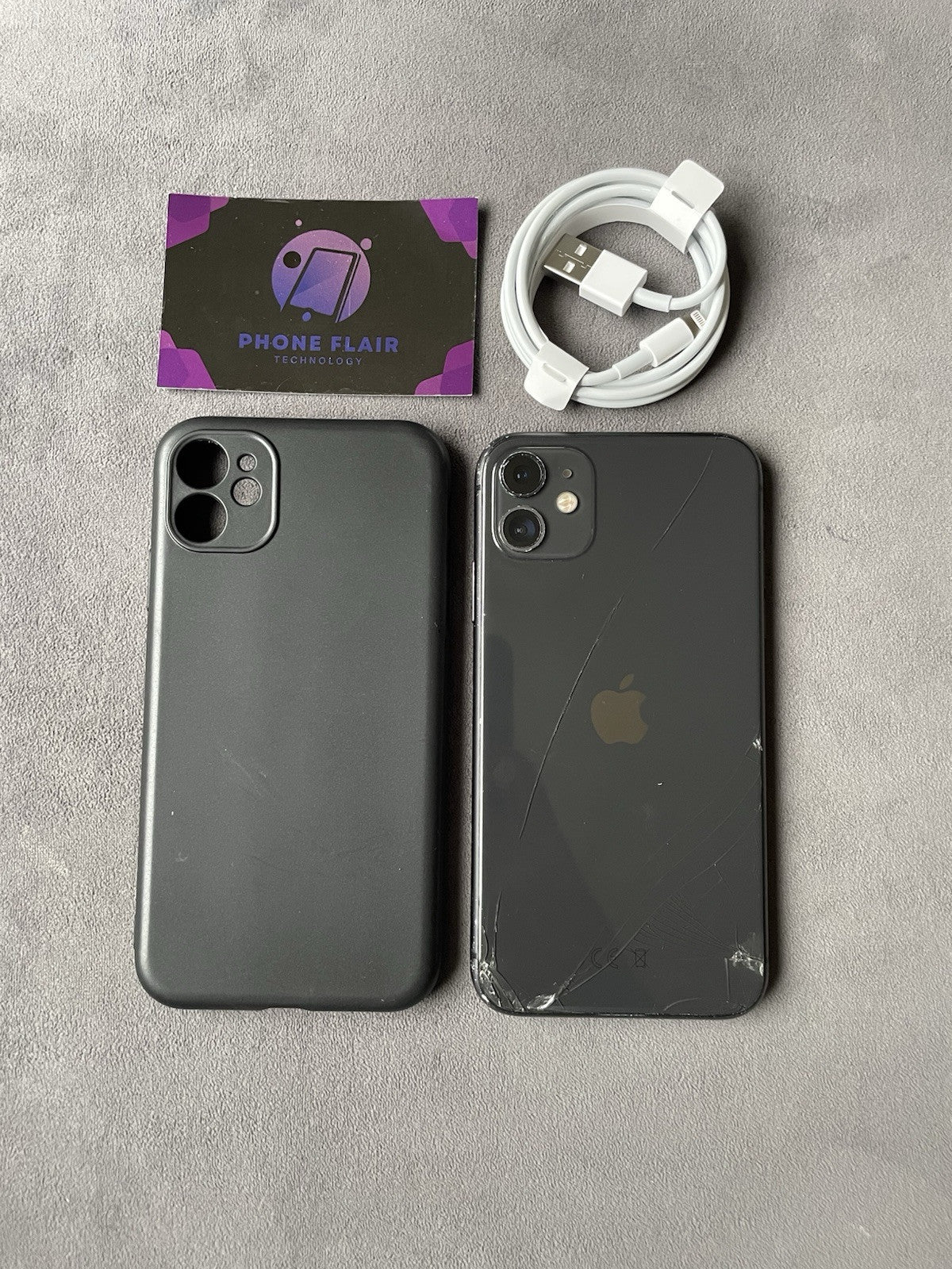 iPhone 11 - 64gb - Black - Unlocked