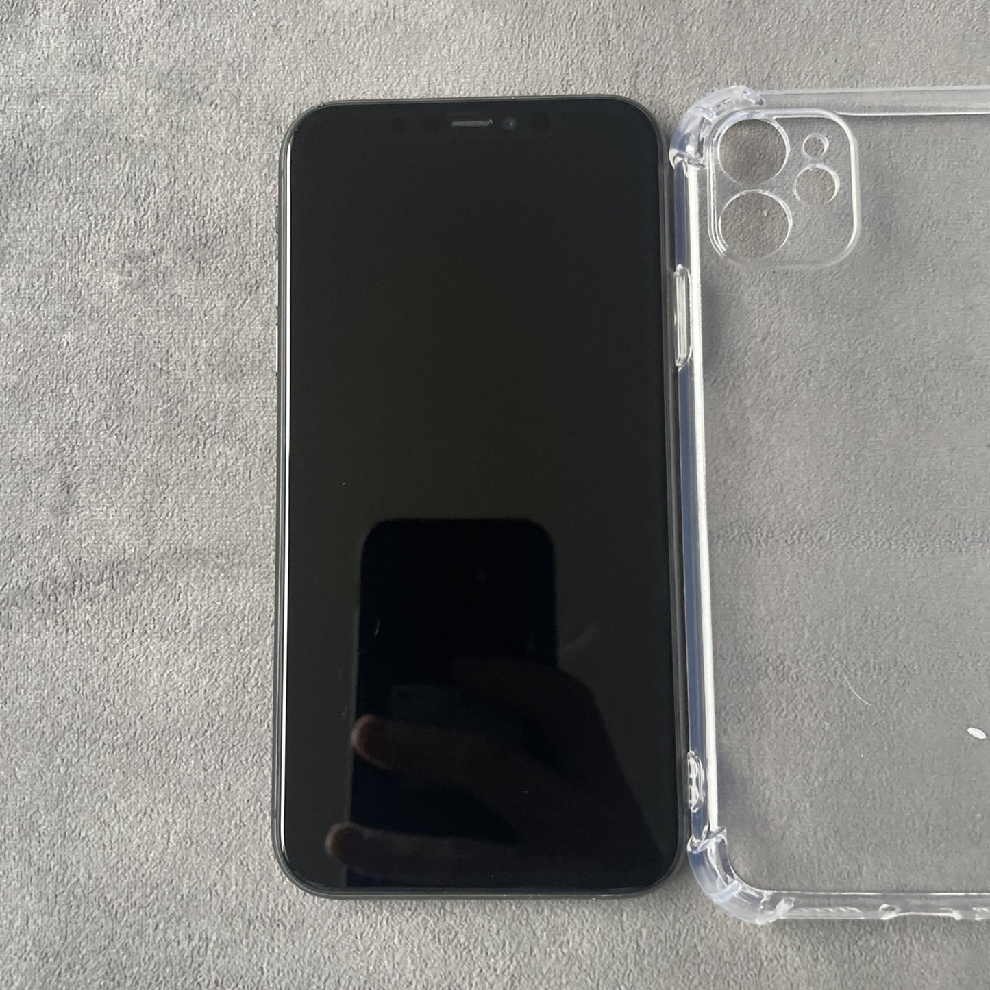 iPhone 11 - 64gb - Black - Unlocked
