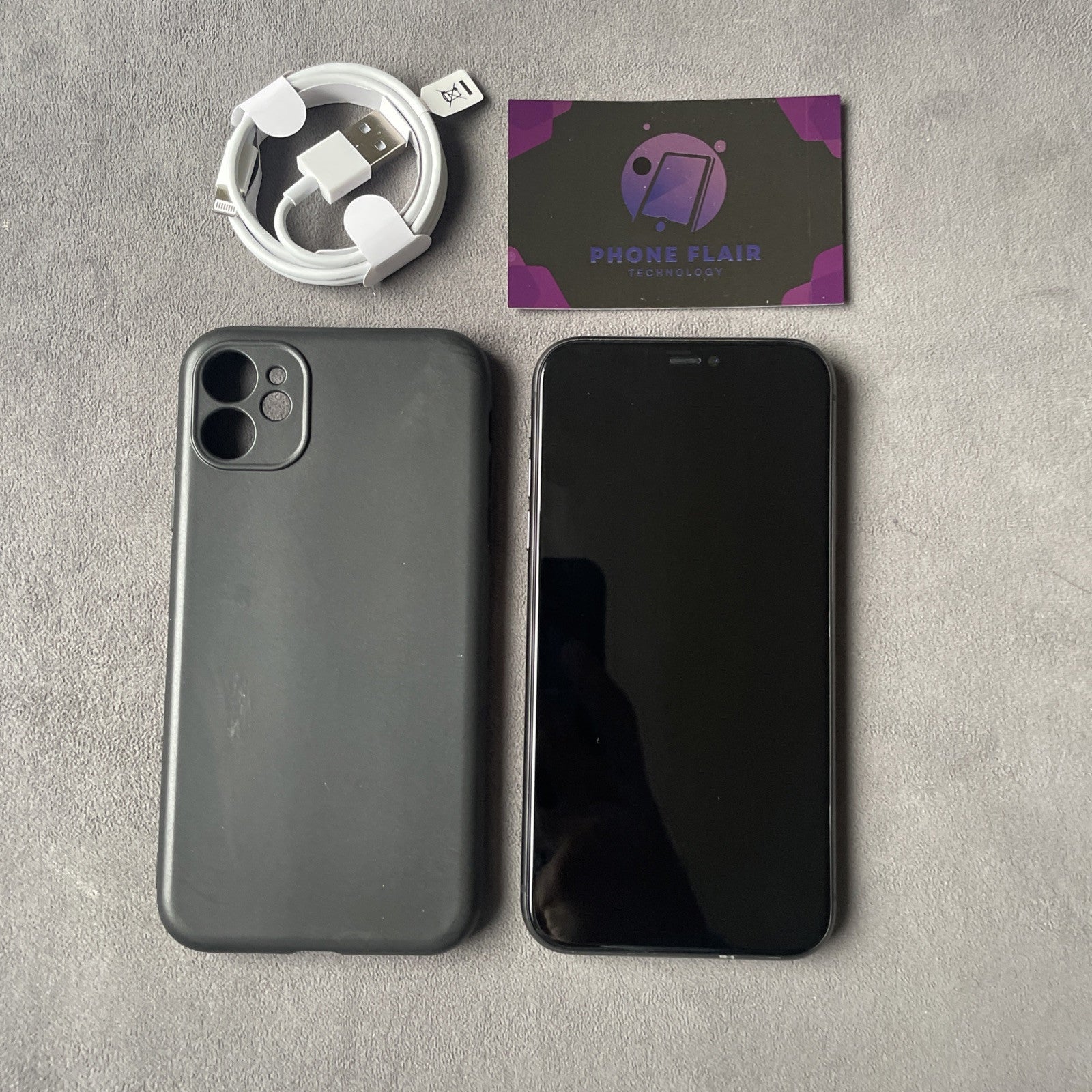 iPhone 11 - 64gb - Black - Unlocked