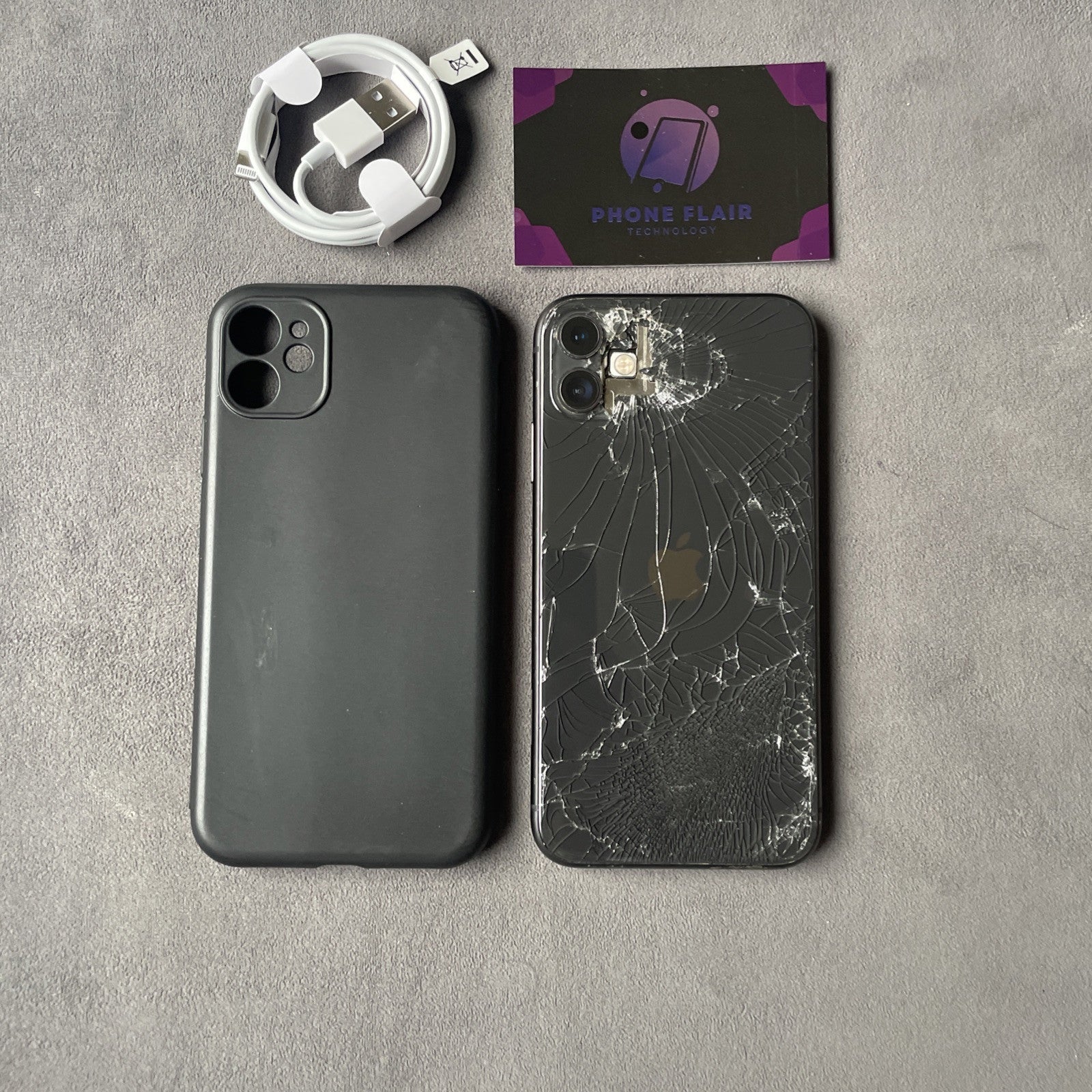 iPhone 11 - 64gb - Black - Unlocked