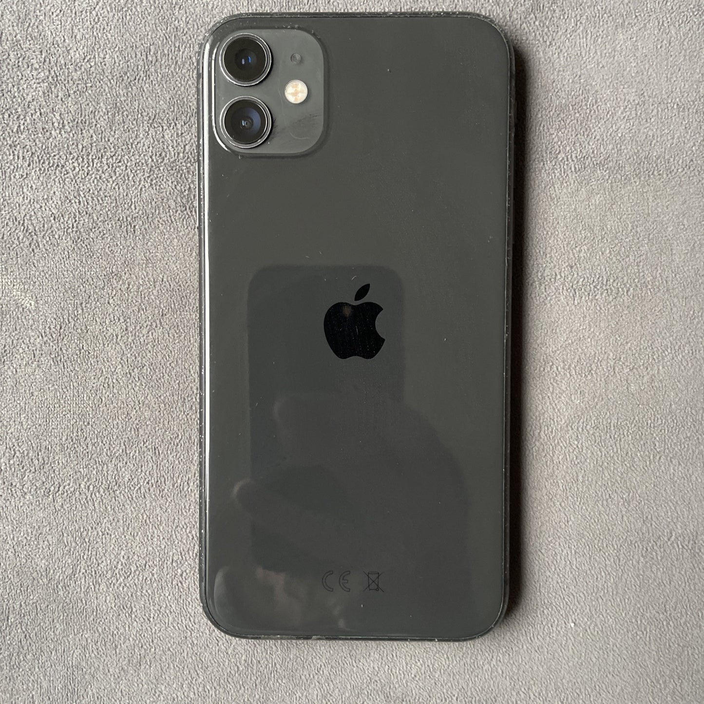 iPhone 11 - 64gb - Black - Unlocked