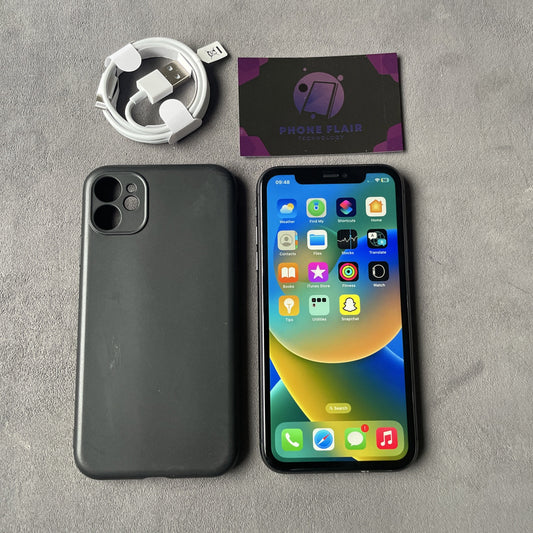 iPhone 11 - 64gb - Black - Unlocked